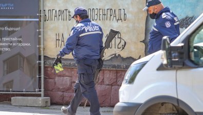 Хванаха извършителите на грабежа на 7 лв. от възрастна жена от Крайници