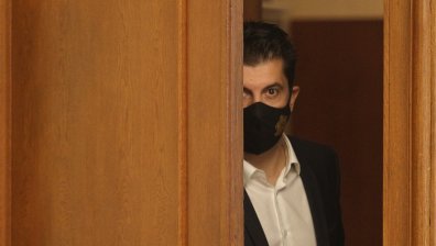 Петков: Свърши времето на грешните решения срещу националната сигурност и потребителите