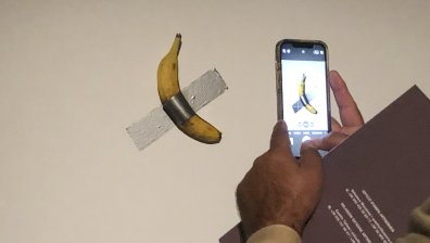 Откраднаха прочутия банан за милиони от музей във Франция