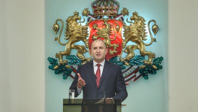 Румен Радев: Прави се опит за брутална чистка в ДАНС - няма да стане