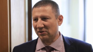 Сарафов става Гешев, почва с рокади по върха, иска "проветрение" на прокуратурата