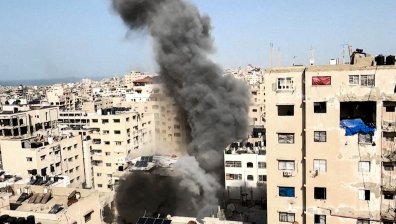 Деца сред жертвите при най-мащабните израелски удари в Газа от седмици