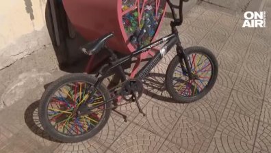 Обирът в София: Крадецът пристига с детско колело, тръгва си пеша с парите