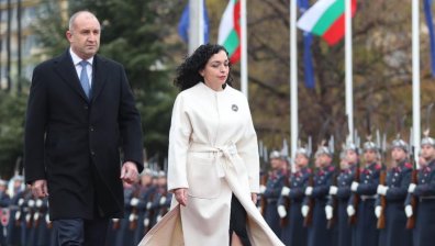 Радев: Бъдещето на Косово е в ЕС, въоръжените ни сили ще си сътрудничат