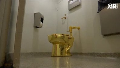 Музеят "Гугенхайм" предложи златна тоалетна чиния на Тръмп