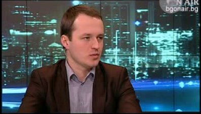 Протестиращите настояват за фундаментална социална промяна, коментира политологът Стойчо Стойчев