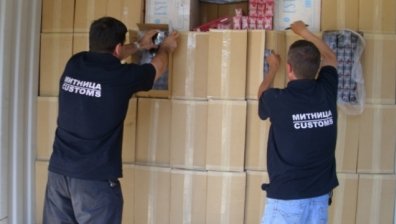 290 кутии цигари без бандерол, заловени на "Капитан Андреево"