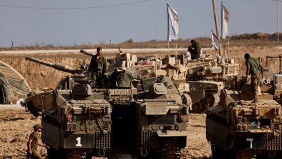 Израел мобилизира десетки хиляди военни от резерва за офанзивата в Газа