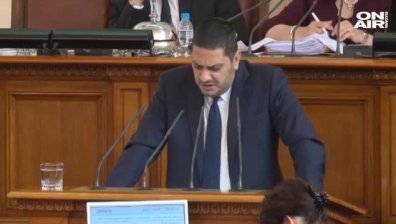 Парламентът отхвърли президентското вето за изтребителите F-16