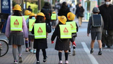 Страх от коронавируса: Япония затваря училища, 13 млн. ученици остават у дома