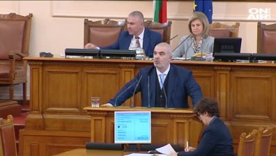 Общините да са охранявани от частни фирми - споровете продължават