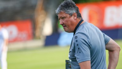 Любо Пенев е в критично състояние в Германия