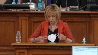 Манолова нахлу в "Булгартрансгаз", ГЕРБ поиска оставката ѝ