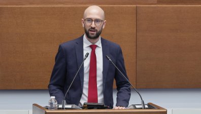 Клисурски: Милиардите от ББР ще отидат за пенсии и заплати, а не за схеми (ВИДЕО)