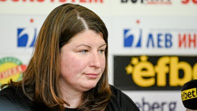 Майката на бореца, скубал съдийка: "Станче, царството ти е още малко"