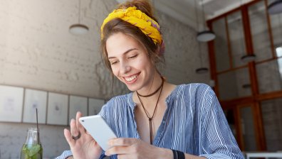 Зодиите, които все още четат стари съобщения