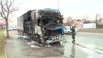 Камион се запали на "Цариградско шосе"
