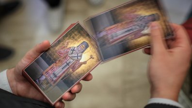 Църквата почита трима светци на 15 април