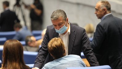 Депутатите се скараха заради приетата резолюция от Брюксел