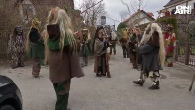 Кукери гонят злите сили и в Германия