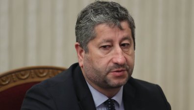 ДБ иска консултации преди третия мандат: Той е авариен, а не награда от лотарията