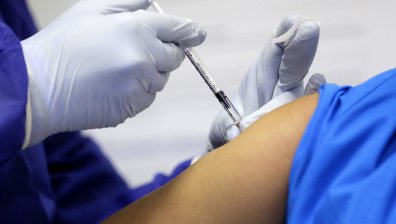 Около 4 000 румънци са се заразили с Ковид-19 след ваксинация с първа доза