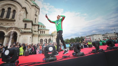 Посрещане на волейболистите като световни шампиони на пл. "Александър Невски" (СНИМКИ)