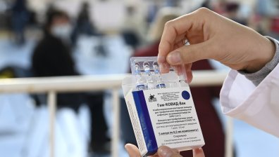Каква е руската ваксина Sputnik V и колко е ефективна срещу Ковид-19?
