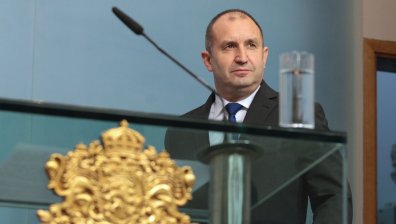 "Медиана": Радев се е запътил към втори мандат още на първия тур