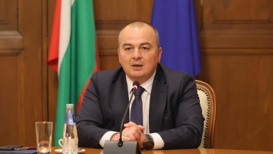 Абровски създава вътрешна работна група за произхода на суровината в млечните продукти