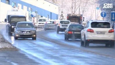 Зимната обстановка в страната остава усложнена