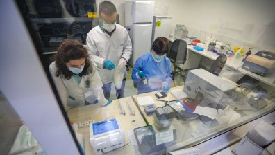 Още двама депутати от БСП са заразени с коронавирус