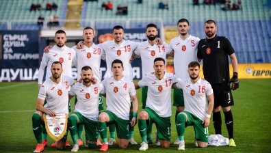 Отлагат баража на "лъвовете" с Унгария за догодина?