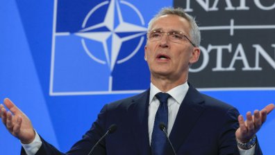 НАТО подготвя планове за реакция при евентуална руска атака 