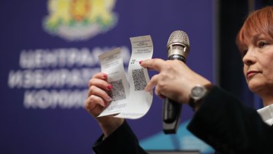 ЦИК показа бюлетината и как ще се гласува с машина на изборите на 9 юни