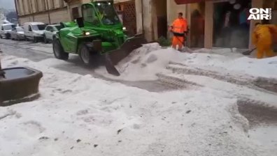 Невиждана градушка затрупа Източна Франция (ВИДЕО)