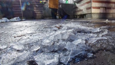 Софийските тротоари в плен на леда: 300 души са пострадали за последните 48 часа