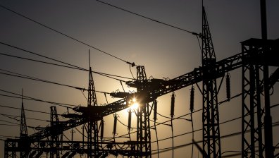 Гърция готви план, за да не се наложи спирането на тока в страната