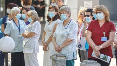 София и Пловдив влизат в "червената зона"! ВМА: Заразяват се цели семейства