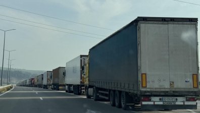 Трафикът на "Капитан Андреево" и "Лесово" е много натоварен