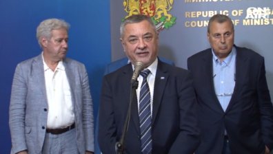 Валери Симеонов погна заведенията в Слънчев бряг за нередности