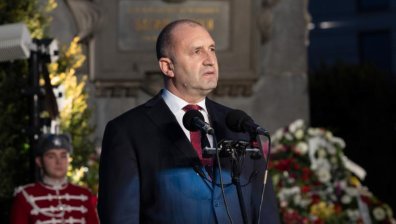 Радев: Чистата и свята република е далеч, но братството нерядко се проявява