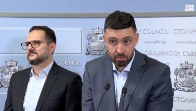 Кметове и съветници призовават за още оставки в "Продължаваме промяната"