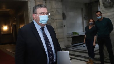 Сотир Цацаров хвърля оставка като шеф на КПКОНПИ