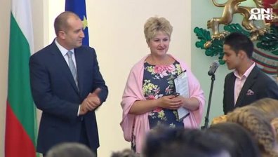 Румен Радев домакин на "Подкрепи една мечта" - бал за деца в неравностойно положение