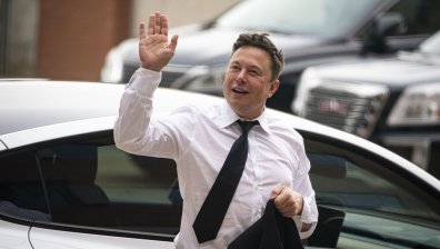 Пазарната оценка SpaceX на Мъск надхвърли $100 млрд. след продажба на акции