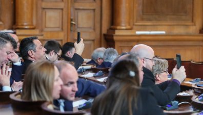 Парламентът избра Станимир Михайлов за управител на НЗОК