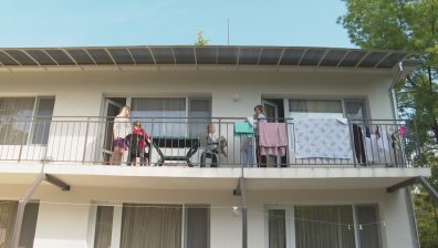 Държавата: Бежанците могат да останат по хотели, даваме по 15 лв. за нощувка и храна