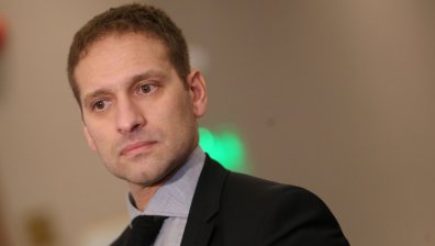 Стилиян Петров към Боби Михайлов: Стегни се, ще станем за смях