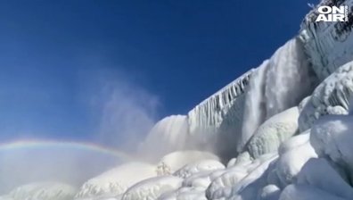 Кадри, спиращи дъха: Лед обхвана Ниагарския водопад (+ВИДЕО)
